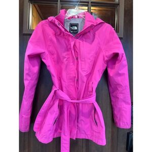 The North Face Women's Bright Pink Hooded Belted Lined Raincoat | Hyvent | XS